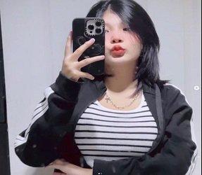 sex kittyxkum Đang chơi thì anh rút ra tống vô đít